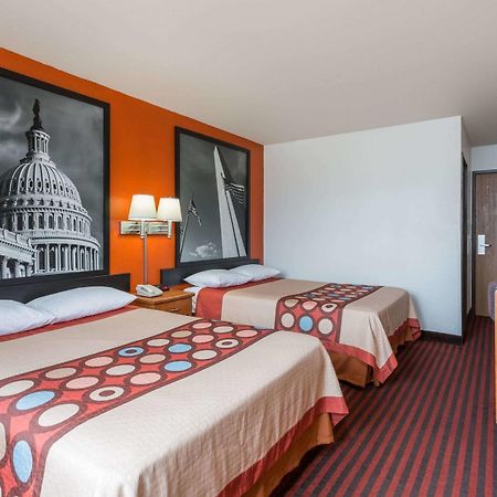 Super 8 By Wyndham Dumfries/Quantico Otel Dış mekan fotoğraf